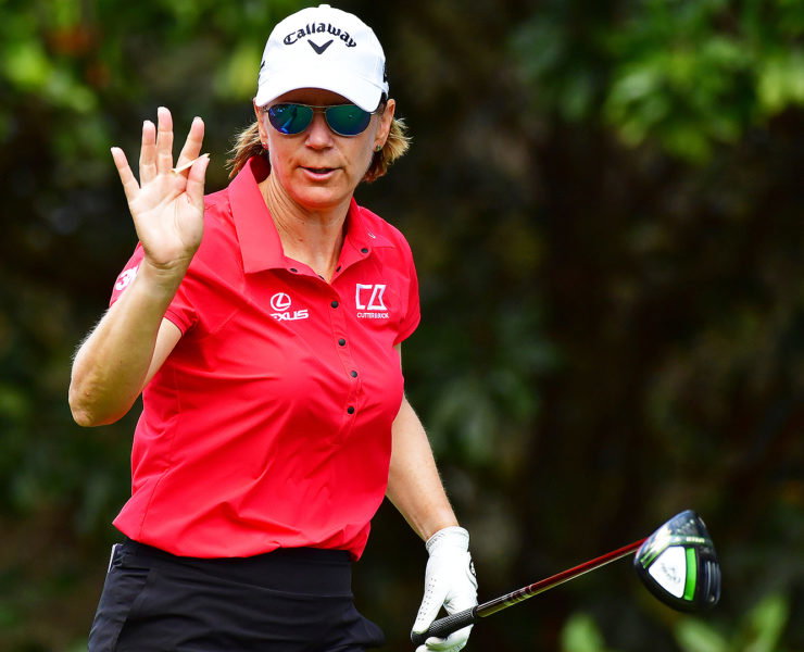 'Don't Want to Have a Woman Beat Me': After Swinging Wild Attacks at Annika  Sorenstam, a Remorseful Vijay Singh Stepped Up and Apologized to the LPGA  Great in 2003 - EssentiallySports