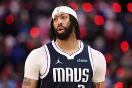 Anthony Davis Mavs FI