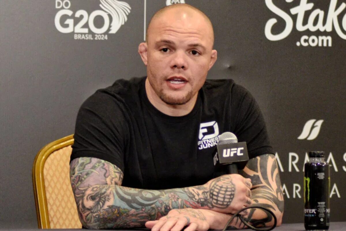 Anthony Smith Returns Home to Wife and Kids as He Breaks Silence on Arrest