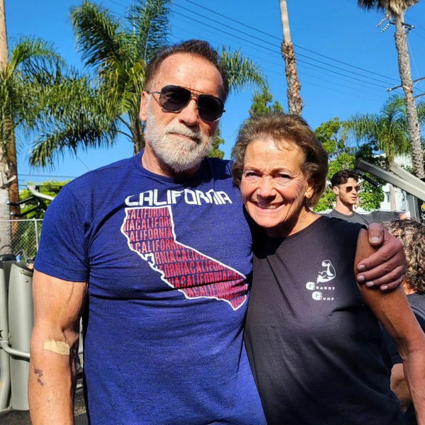 Arnold with a fan