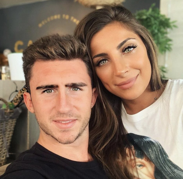 Aymeric Laporte Sara Botello