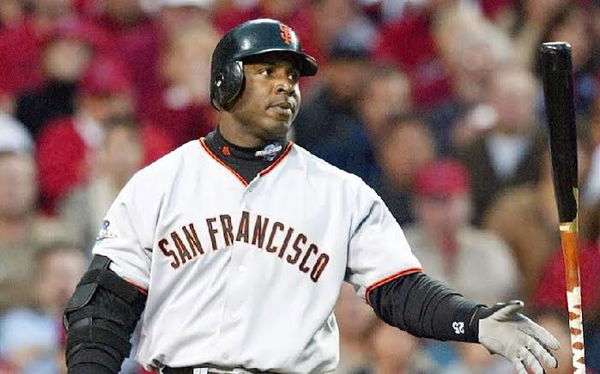 Former baseball player Barry Bonds watches during an NBA