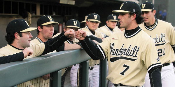 Is it legal for Vanderbilt baseball to use wristbands to call pitches?