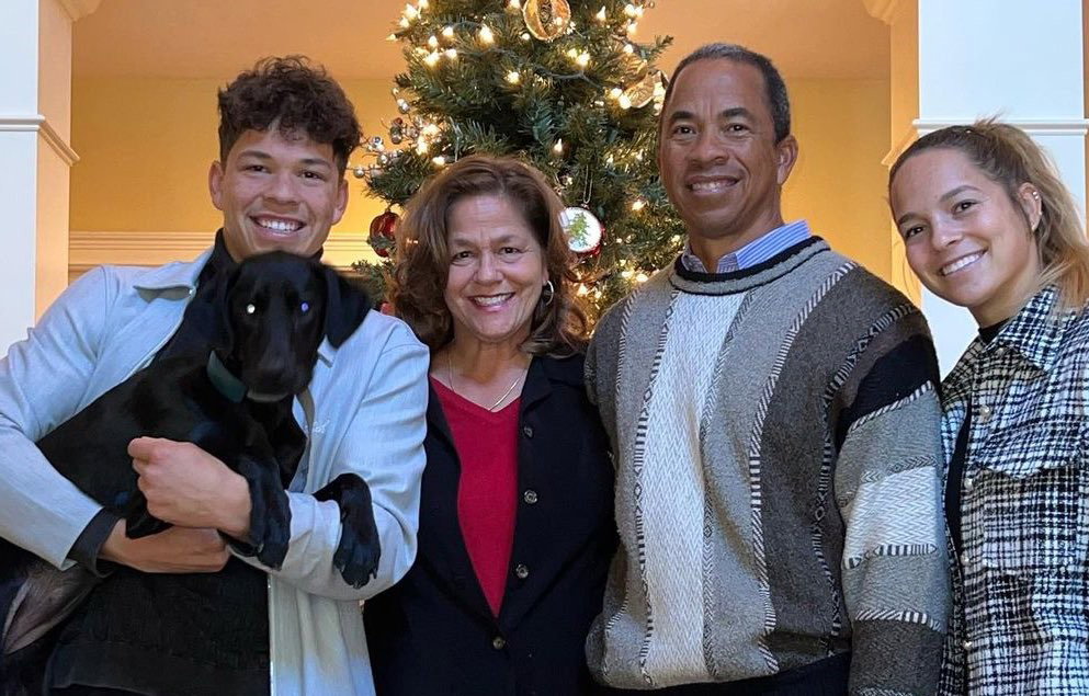 Wimbledon 2024: Ben Shelton’s Father Bryan and Mother Indulge in an Act ...