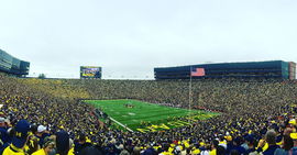 Big_House_Michigan_Football_Game_vs_Oregon_State_(21391804311)