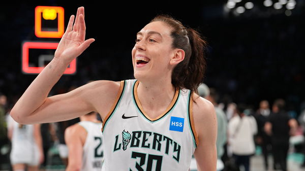 Breanna Stewart of the New York Liberty battles for the ball