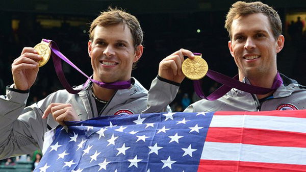 Bryan-Brothers-with-American-Flag-and-Gold1