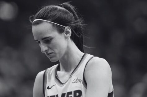 Caitlin Clark’s Injury Breakdown: Anatomical Insights, Biological Risks, and the Toll of WNBA Grind