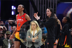 Catilin Clark, Becky Hammon A&#8217;ja Wilson