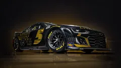 Chevy-ZL1-black-gold-gen-7-car (2)