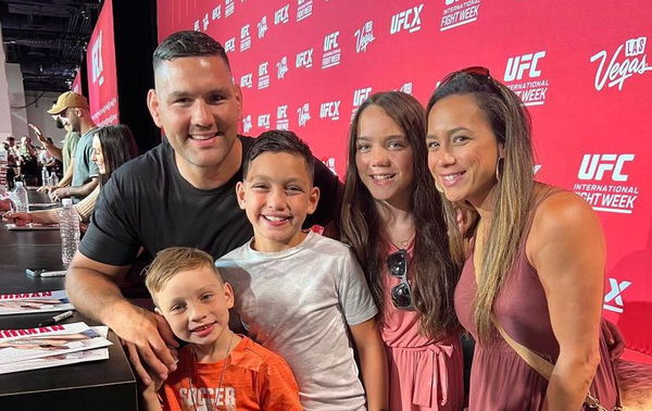 Chris Weidman and family