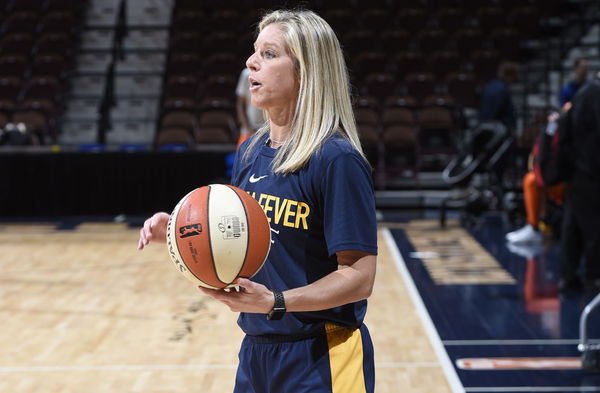 Indiana Fever v Connecticut Sun