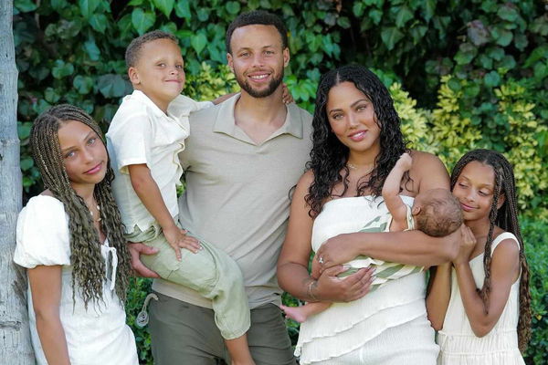 Ayesha Curry, Stephen Curry, Riley Curry, Ryan Curry