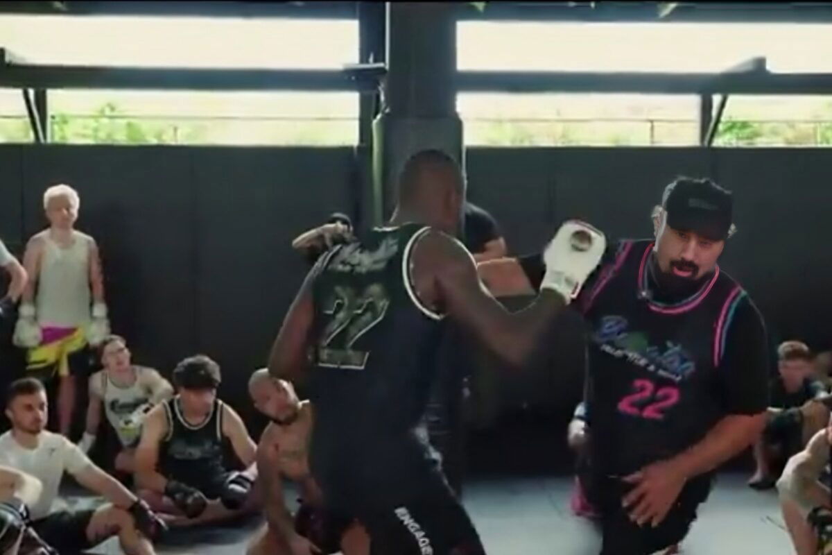 UFC Fans Worried for Israel Adesanya After Training Clip Shows He Is Not Ready to Return