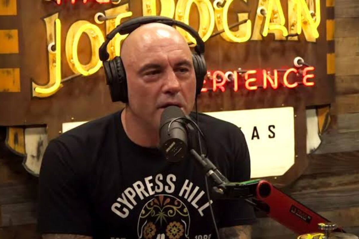 Joe Rogan Backs UFC Star’s “Low-Level Anxiety” Take On Doom ‘Scrolling’