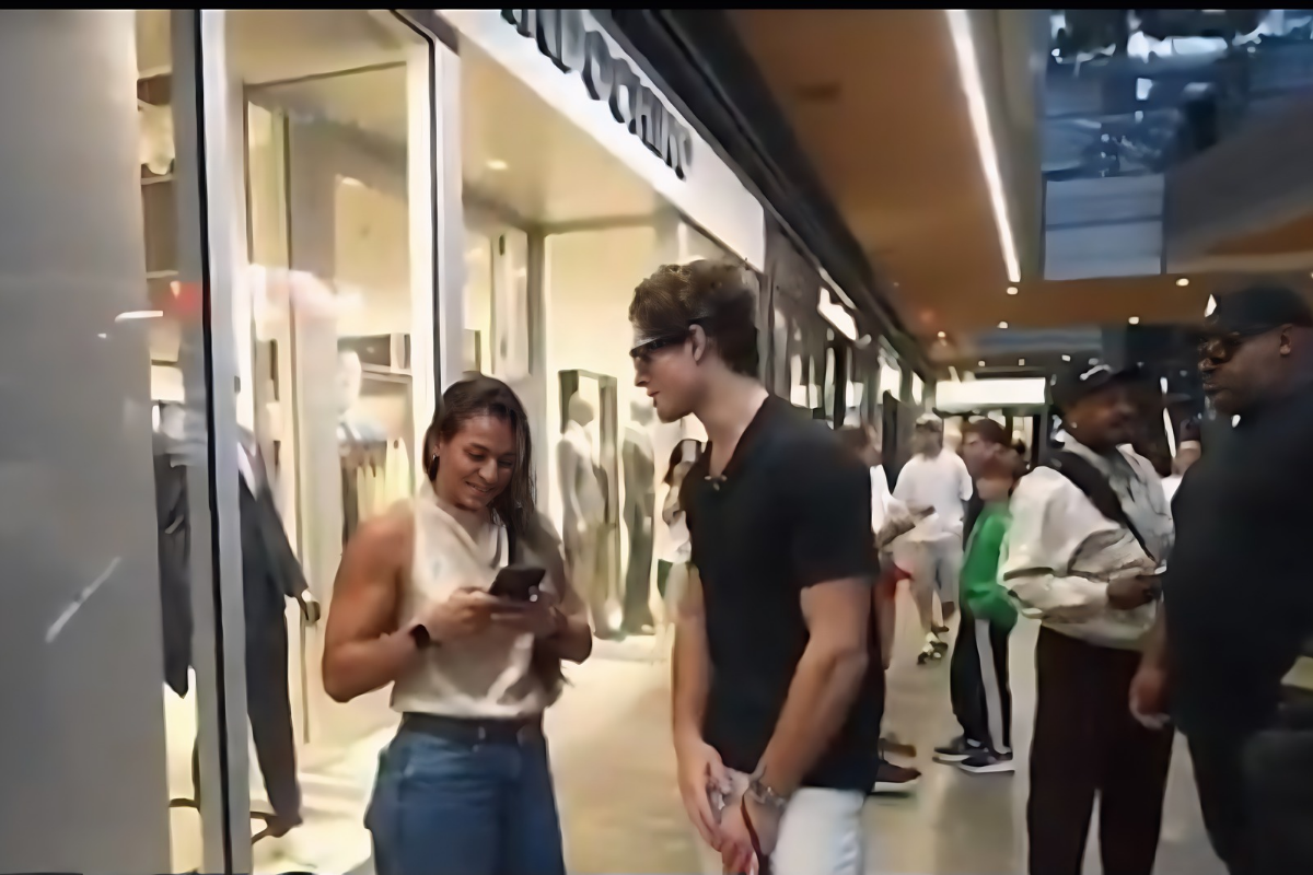 “Staged”: Fans React to Controversial Streamer Getting UFC Fighter and BJJ Legend’s Number on Street