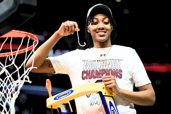 Is Ashlyn Watkins Returning to South Carolina? Latest Update on Dawn  Staley's Star Player - EssentiallySports