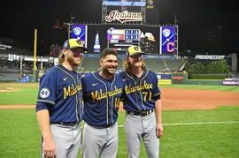 Corbin Burnes with Brewers teammates
