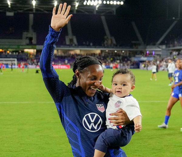 Crystal Dunn and her son USWNT