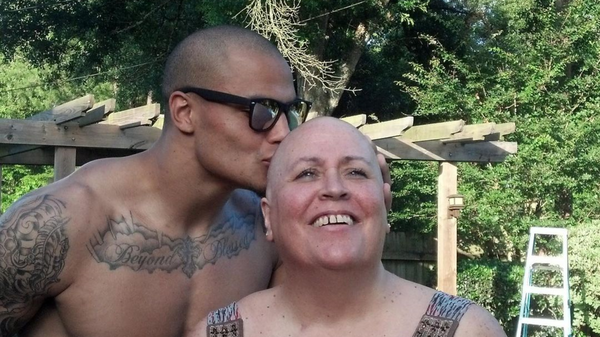 Dak Prescott Shares Heartfelt Tribute to Late Mom on Her Birthday After Losing Her to Colon Cancer - EssentiallySports