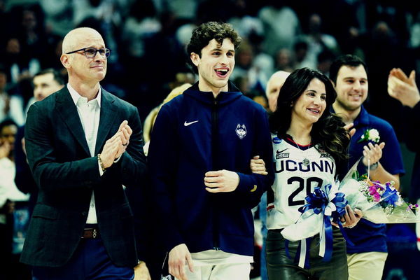 Dan hurley and wife