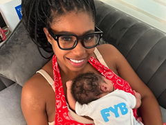 Deiondra sanders with snow