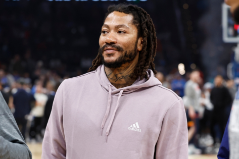 “Pooh X The President”: Derrick Rose Reunites With Former Rival After Dominating 11,127 km Away From Home