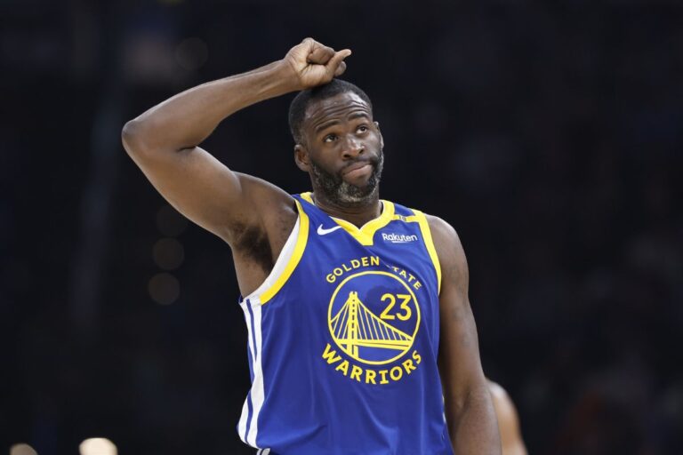 Warriors Broadcasters Give Concerning Draymond Green Update As He Limps To Locker Room vs Wizards - EssentiallySports