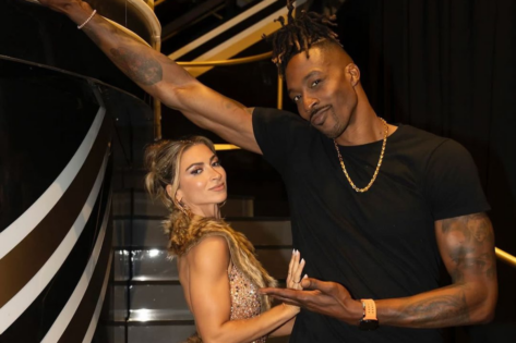 Dwight Howard's Obsession With DWTS Win Visible As Phone's Message Is Revealed - EssentiallySports Dwight Howard's Obsession With DWTS Win Visible As Phone's Message Is Revealed - EssentiallySports