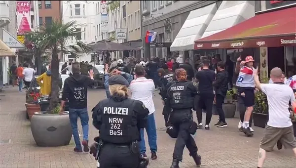 England fans fight