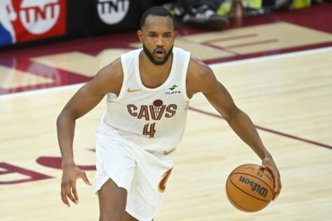 Evan Mobley’s DPOY Win Puts Cavs in Jeopardy as Uncertainty Looms Over 27-YO Cleveland Star’s Future
