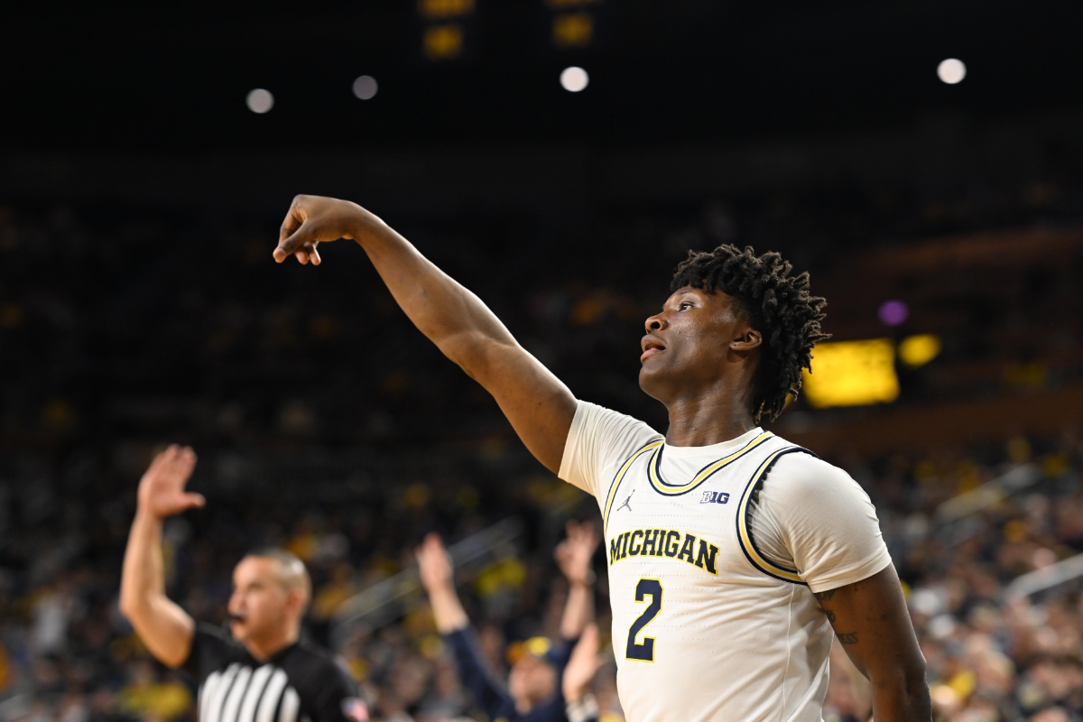 Prayers Pour In for Michigan’s LJ Cason After Season-Ending Injury Update 