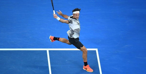 Federer backhand