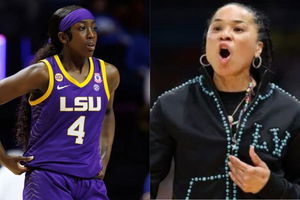 Flau'jae Johnson and Dawn Staley