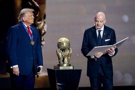 FIFA's president Gianni Infantino and Donald Trump