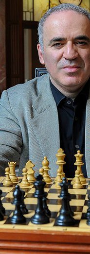 Is Controlling the Center of the Board a Priority for Chess Players? Garry  Kasparov Silences Modern Trend - EssentiallySports