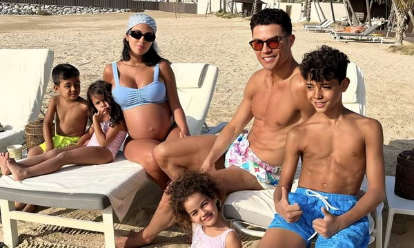 Georgina Rodriguez Recreates Pregnancy Pose as Cristiano Ronaldo Reacts to  Her Peculiar Way of Eating Cotton Candy - EssentiallySports