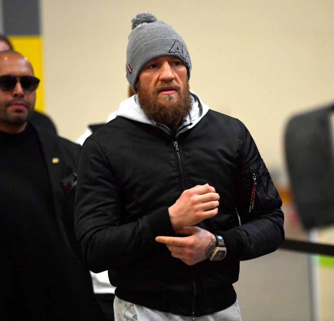 Eagle-Eyed UFC Ringside Physician Spots 