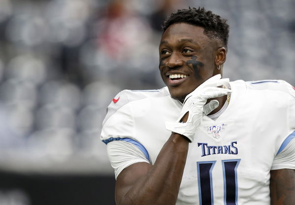 Titans' A.J. Brown says Julio Jones turned down his No. 11 jersey: 'He  wouldn't take it'