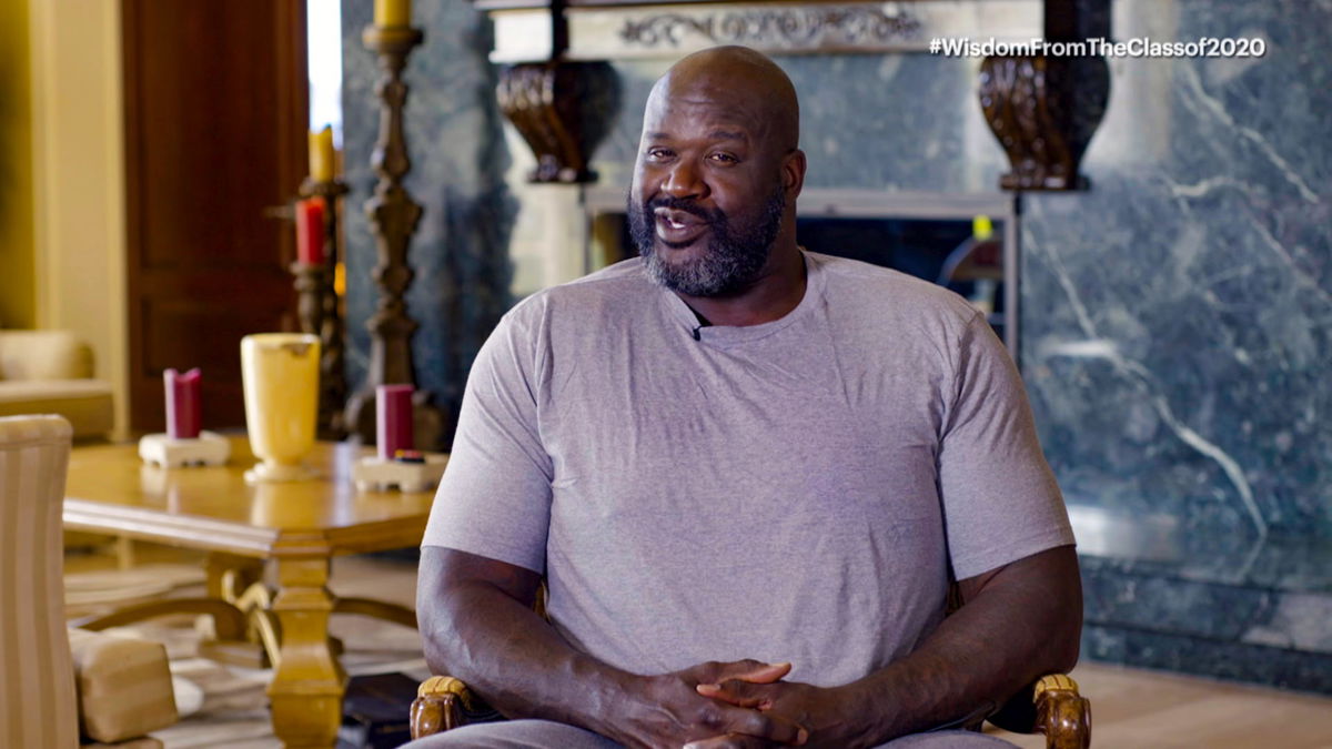 Shaquille O'Neal meet and greet at Big Chicken in Houston, Texas