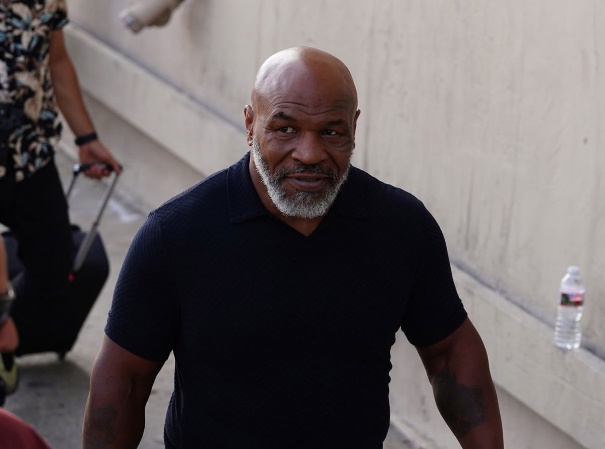 VIDEO: Mike Tyson Looks Healthy Again as He Leaves NYC Hotel With Daughter ...