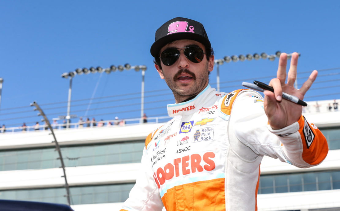 "Don't Do This": NASCAR Fans Warn Chase Elliott Against Hurting Himself,  Recalling Past Injury - EssentiallySports