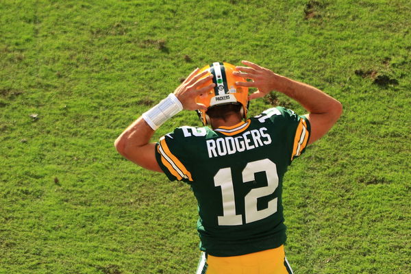 Aaron Rodgers injury: Former Green Bay teammate blasts NFL