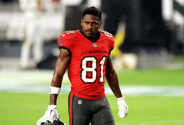 Antonio Brown expected to rejoin Tampa Bay Buccaneers on Monday