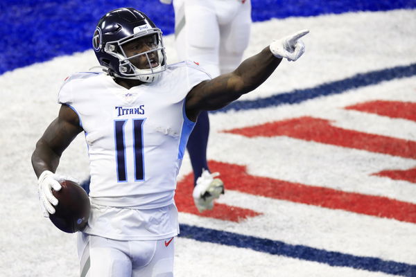 Tennessee Titans v Indianapolis Colts AJ Brown