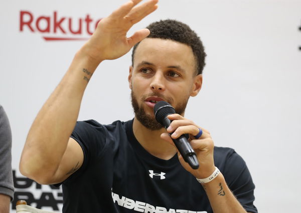 Le joueur de basket ball Stefan Curry