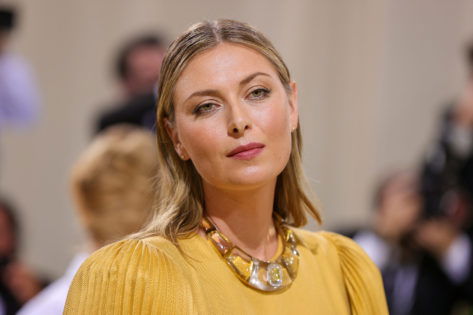 “Don’t Think I’ve Ever Seen…,” Maria Sharapova Receives Delightful Birthday Week Surprise in Tokyo Over a Special Edition of Her Autobiography