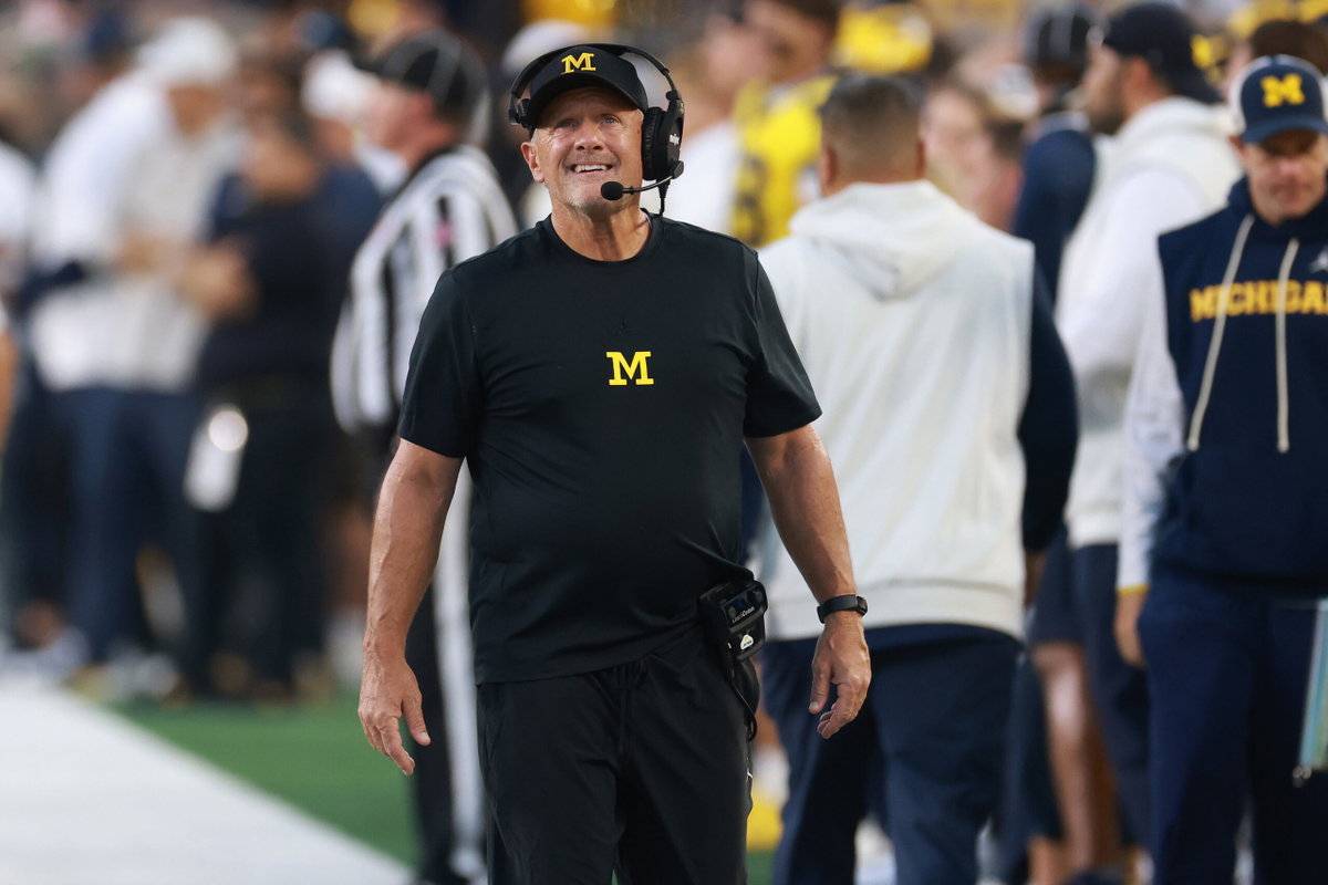 Michigan QB Room Takes Turn as Kyle Whittingham Makes Honest Tommy Carr Assessment After Bryce Underwood Struggles