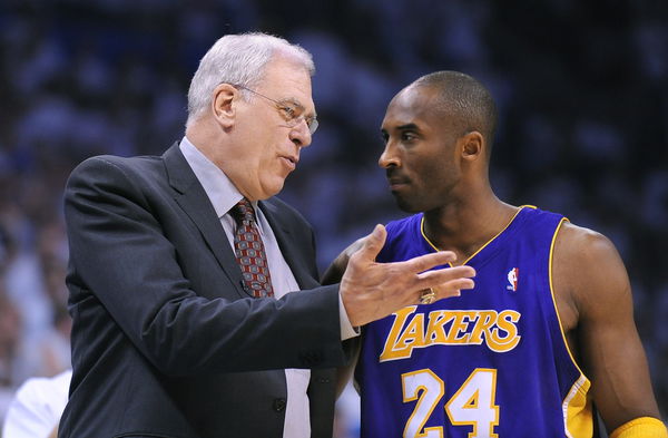 OKLAHOMA CITY, OKLAHOMA APRIL 24, 2010?Lakers head coach Phil Jackson has a few words with Kobe Bry