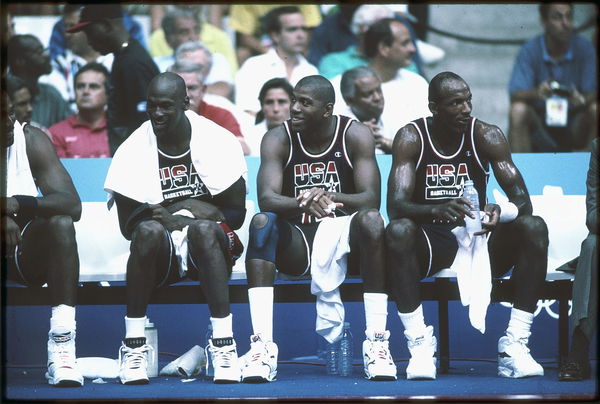 Magic Johnson Taking a Foul Shot. Editorial Image - Image of